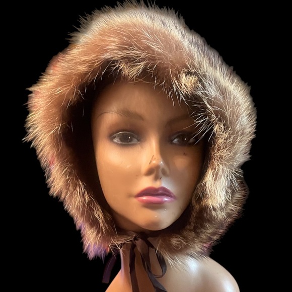 Vtg Marshal Field & Company Hat Bars Genuine Fox Fur string closure - Picture 4 of 10